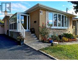 169 NORFOLK AVENUE, Richmond Hill, Ontario