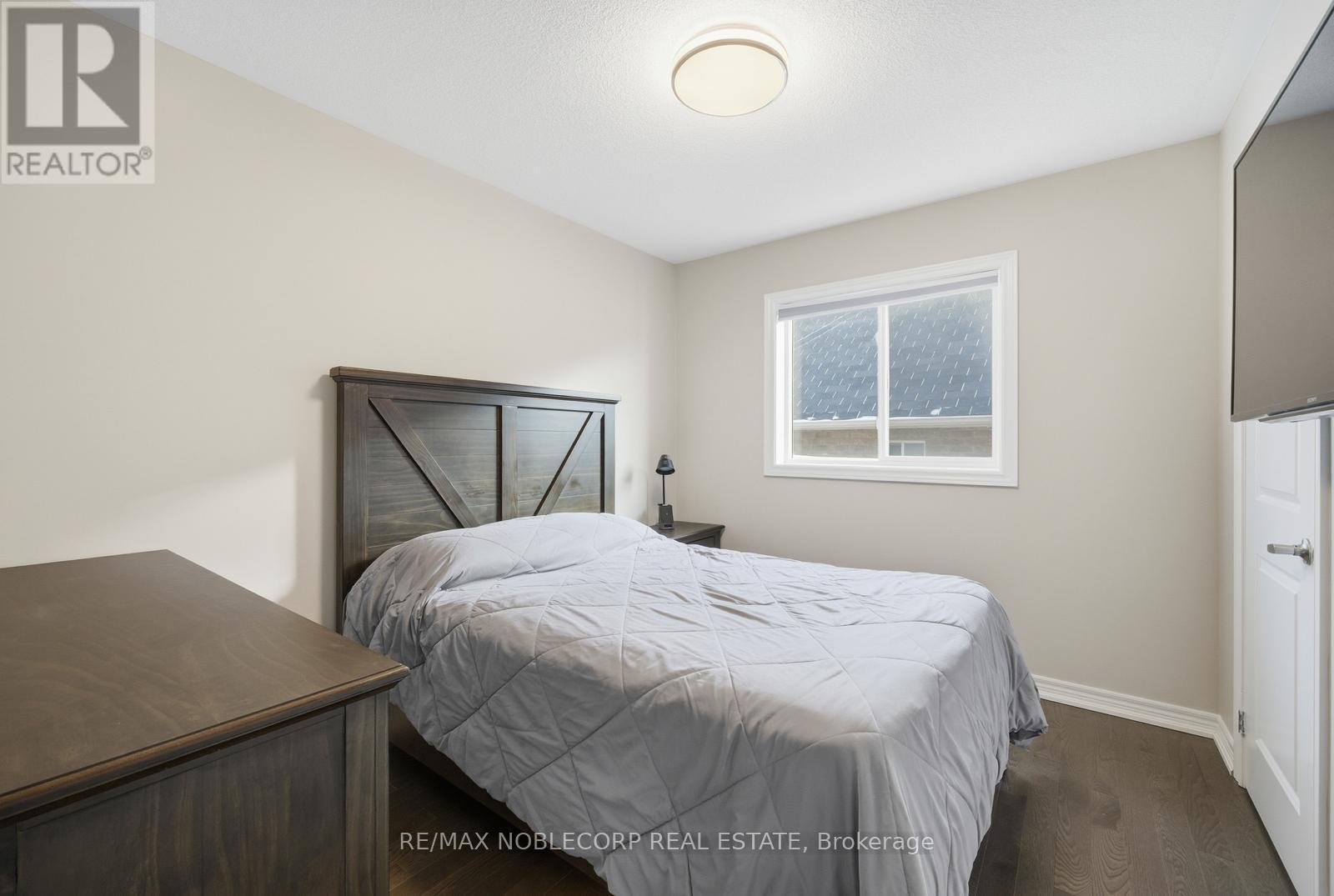 40 Pierce Place, New Tecumseth, Ontario  L0G 1W0 - Photo 37 - N12657644