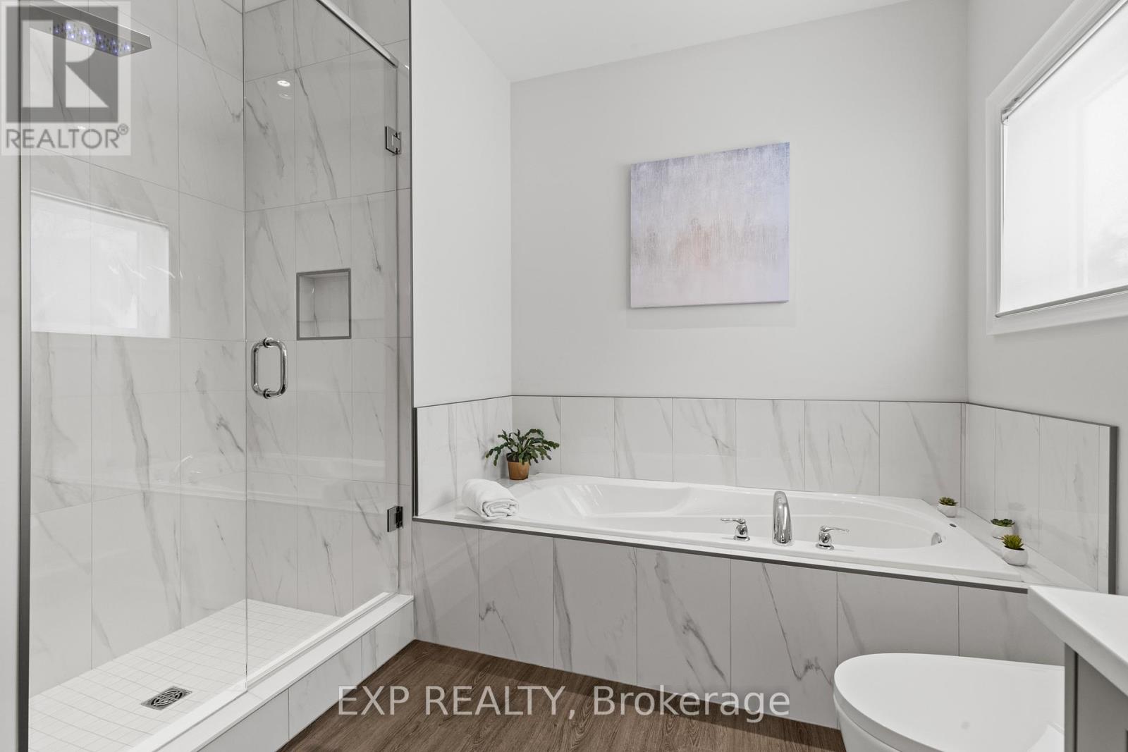 3571 Whispering Woods Trail, Fort Erie, Ontario  L0S 1N0 - Photo 24 - X12661210