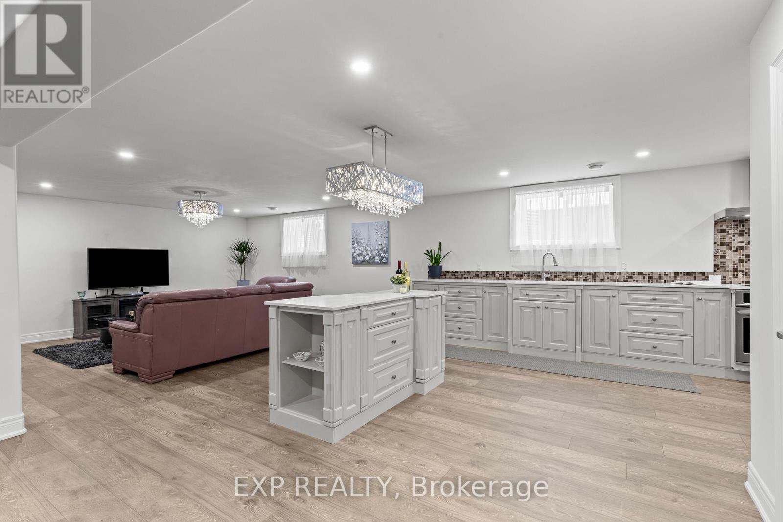 3571 Whispering Woods Trail, Fort Erie, Ontario  L0S 1N0 - Photo 27 - X12661210