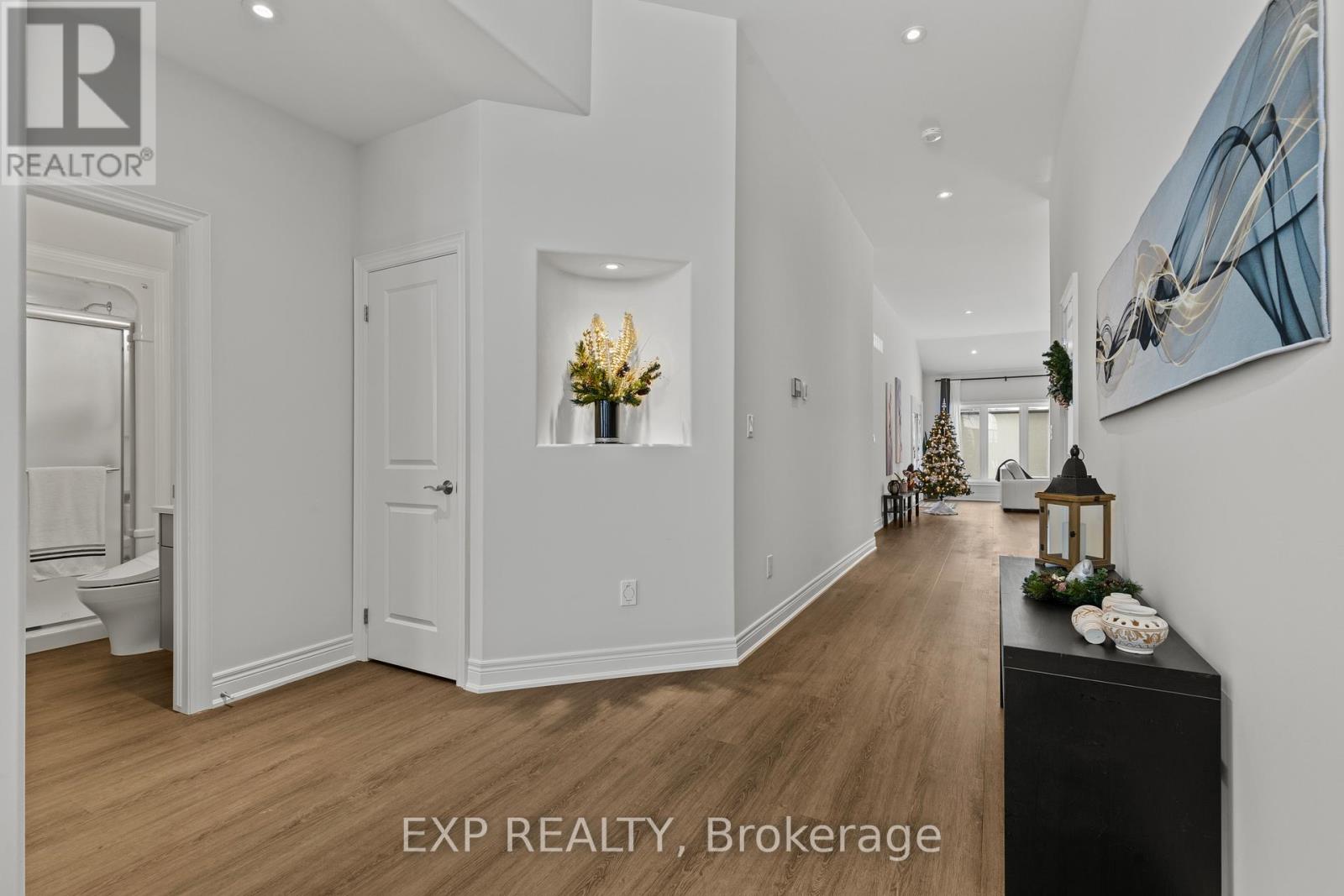 3571 Whispering Woods Trail, Fort Erie, Ontario  L0S 1N0 - Photo 6 - X12661210