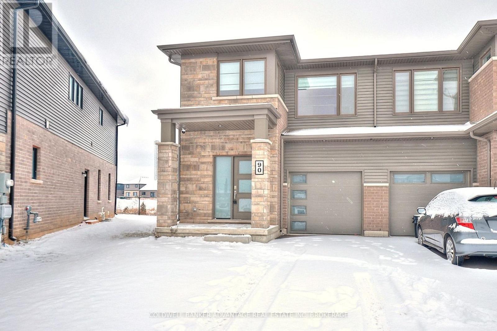 90 West Creek Court, Welland, Ontario  L3C 0K8 - Photo 2 - X12661456