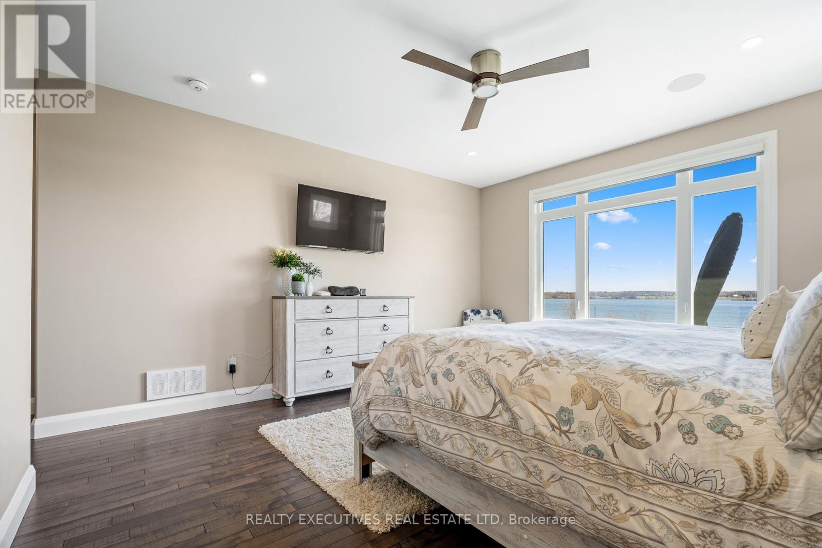 13 Flett Street, Edwardsburgh/cardinal, Ontario K0E 1E0 - Photo 15 - X12661146