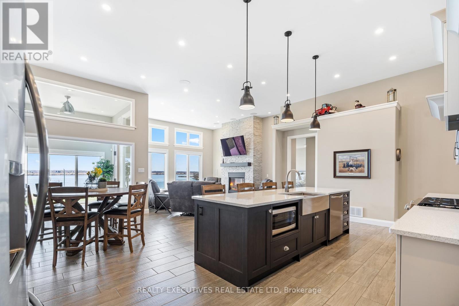 13 Flett Street, Edwardsburgh/cardinal, Ontario K0E 1E0 - Photo 21 - X12661146