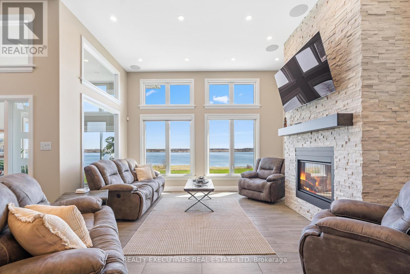 13 Flett Street, Edwardsburgh/cardinal, Ontario K0E 1E0 - Photo 24 - X12661146