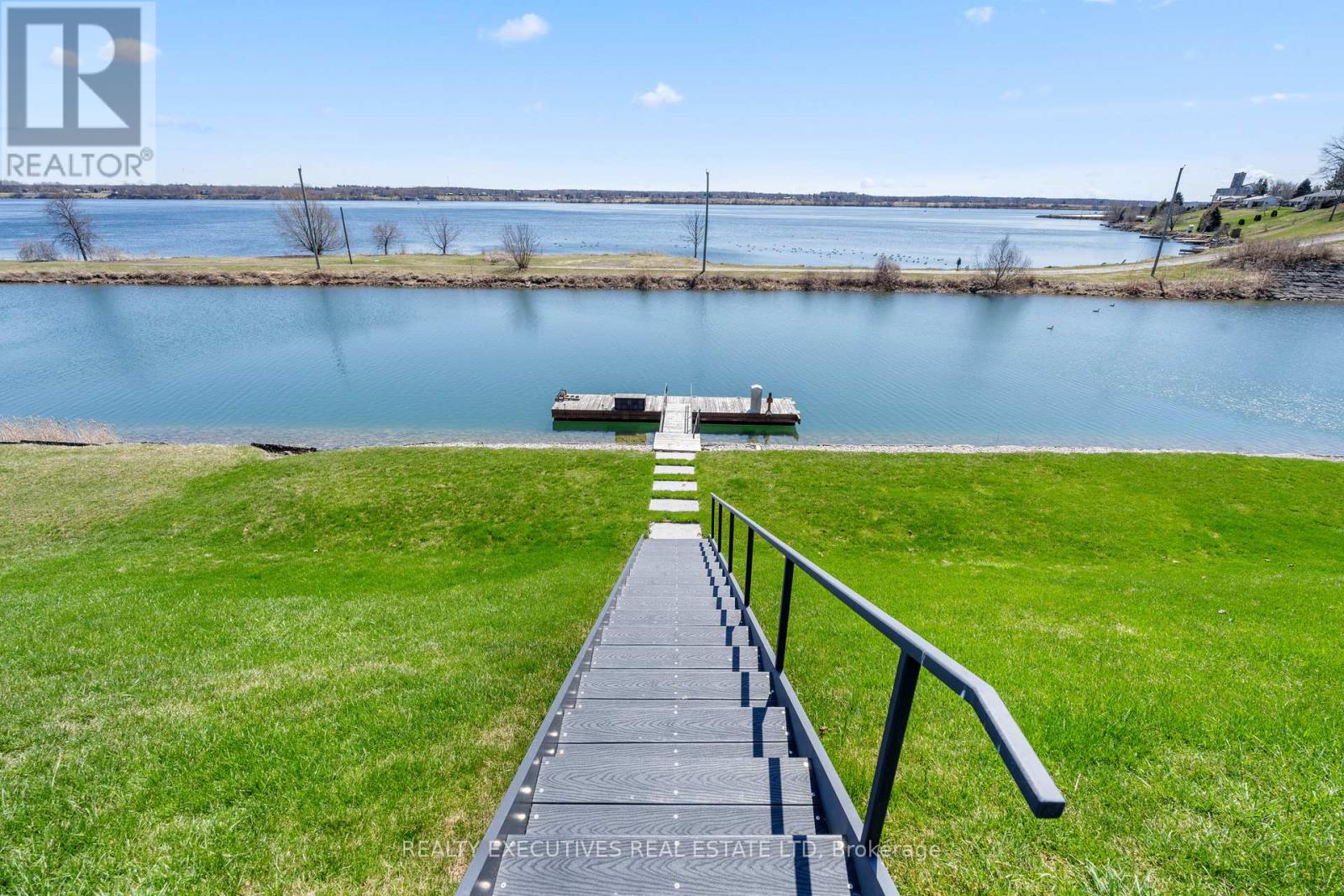 13 Flett Street, Edwardsburgh/cardinal, Ontario K0E 1E0 - Photo 7 - X12661146