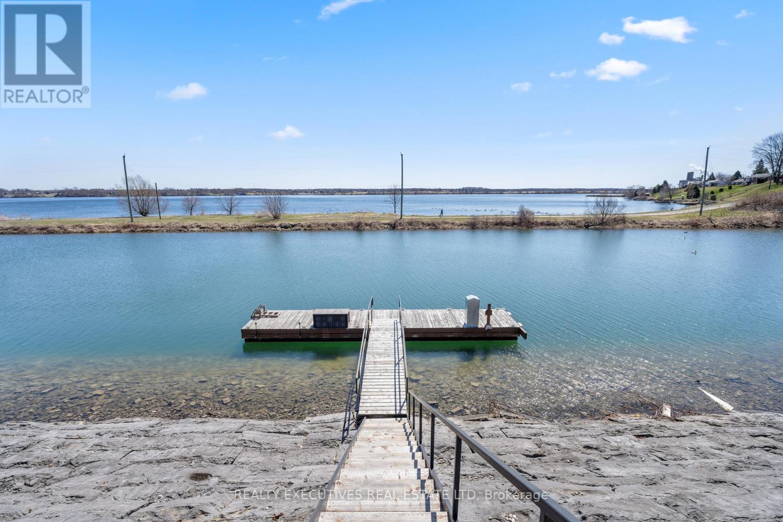 13 Flett Street, Edwardsburgh/cardinal, Ontario K0E 1E0 - Photo 8 - X12661146