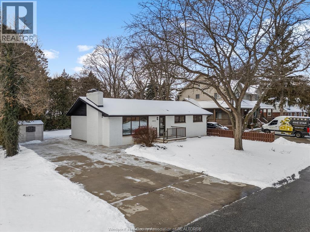 MLS# 26000097: 285 Burdick CRESCENT, Tecumseh, Canada