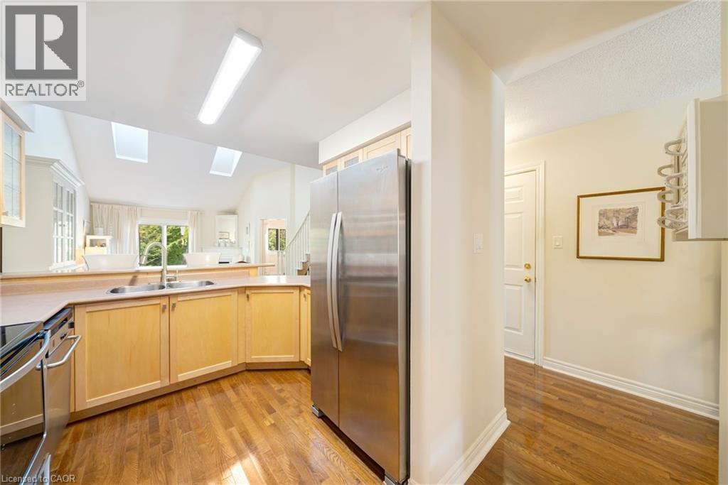 223 Rebecca Street Unit# 16, Oakville, Ontario  L6K 3Y2 - Photo 6 - 40795908