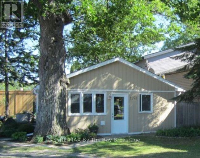 #1241 - 1239 Mosley Street, Wasaga Beach, Ontario  L9Z 2E5 - Photo 2 - S12661166