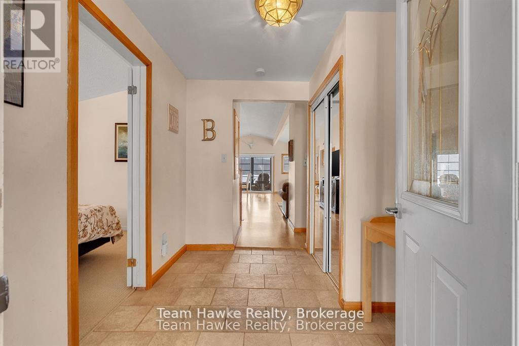 23 Timcourt Drive, Tiny, Ontario L9M 0B9 - Photo 7 - S12661182