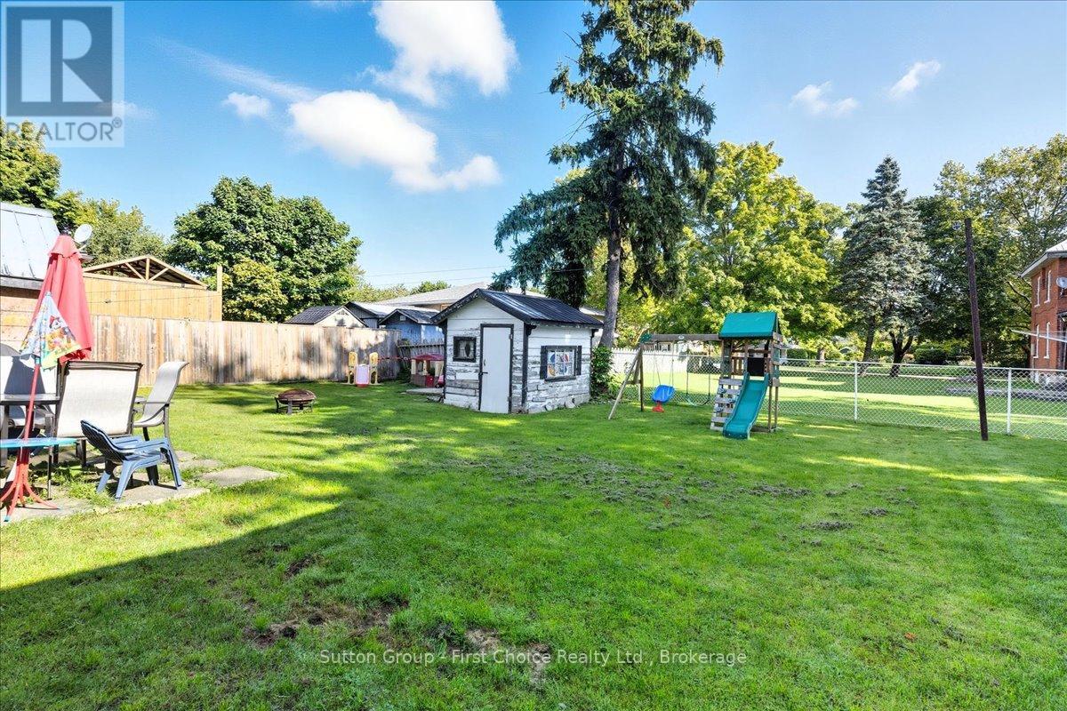 33 Victoria Street, West Perth, Ontario N0K 1N0 - Photo 29 - X12661408