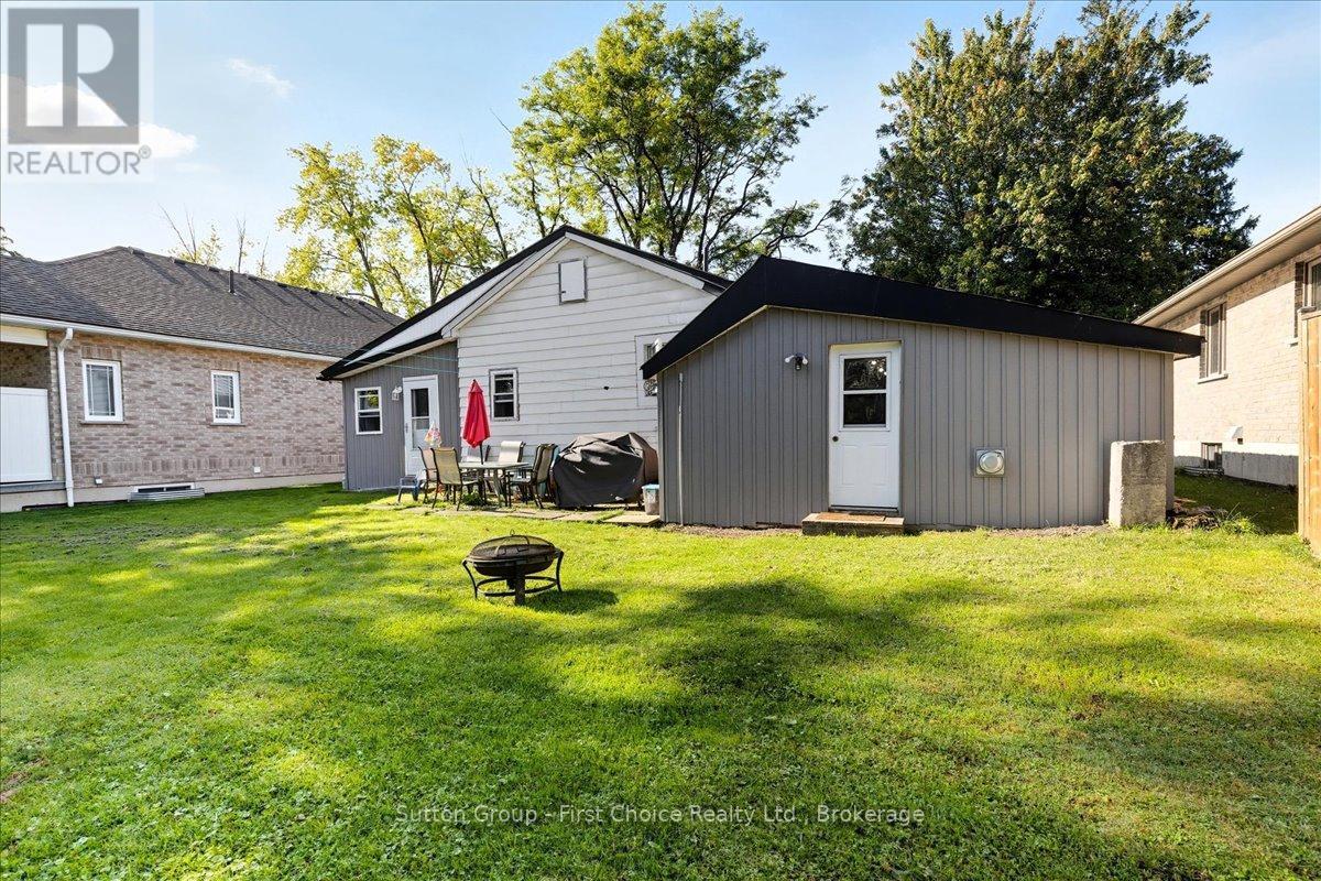 33 Victoria Street, West Perth, Ontario N0K 1N0 - Photo 33 - X12661408