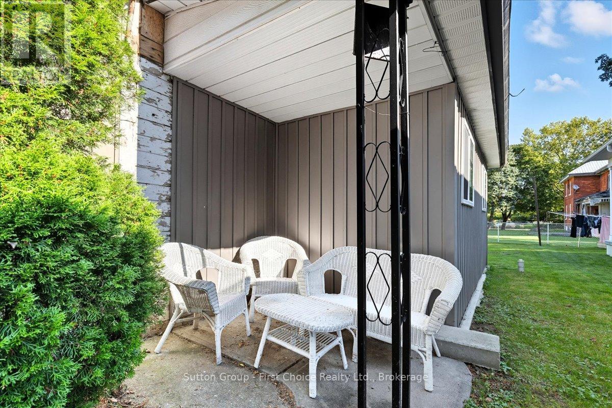 33 Victoria Street, West Perth, Ontario N0K 1N0 - Photo 34 - X12661408