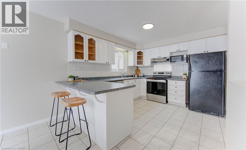 141 Mountain Laurel Crescent, Kitchener, Ontario  N2E 3T9 - Photo 16 - 40794808