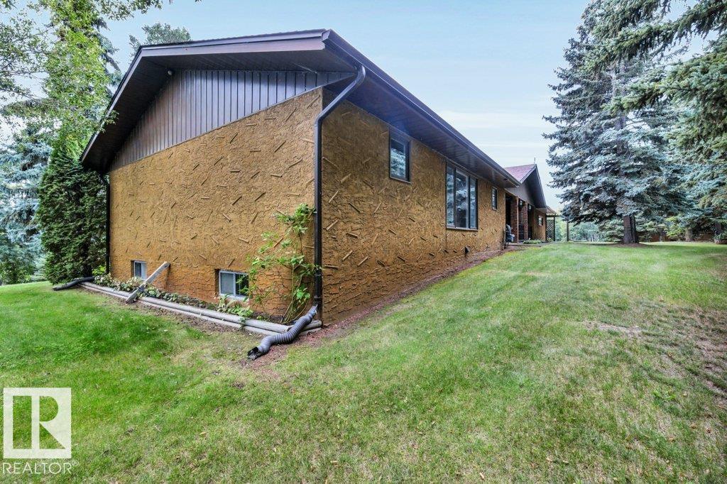 1209 Hwy 16, Rural Parkland County, Alberta  T7Y 2T1 - Photo 4 - E4454048