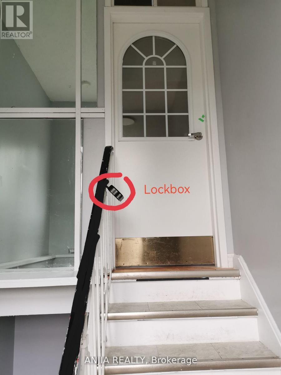 Unit 3 Bedroom 2 - 256 Homewood Avenue, Toronto, Ontario  M2R 2N3 - Photo 22 - C12661360