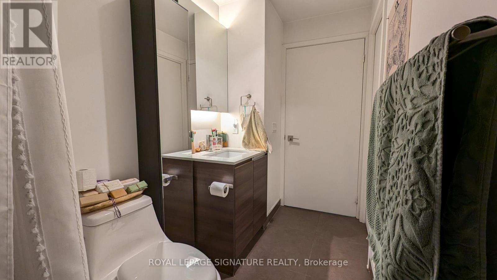 1210 - 20 Minowan Miikan Lane, Toronto, Ontario  M6J 0E5 - Photo 12 - C12661386