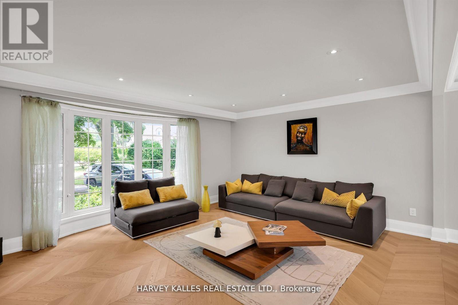 16 Wedgeport Place, Toronto, Ontario  M2N 4B4 - Photo 8 - C12661412