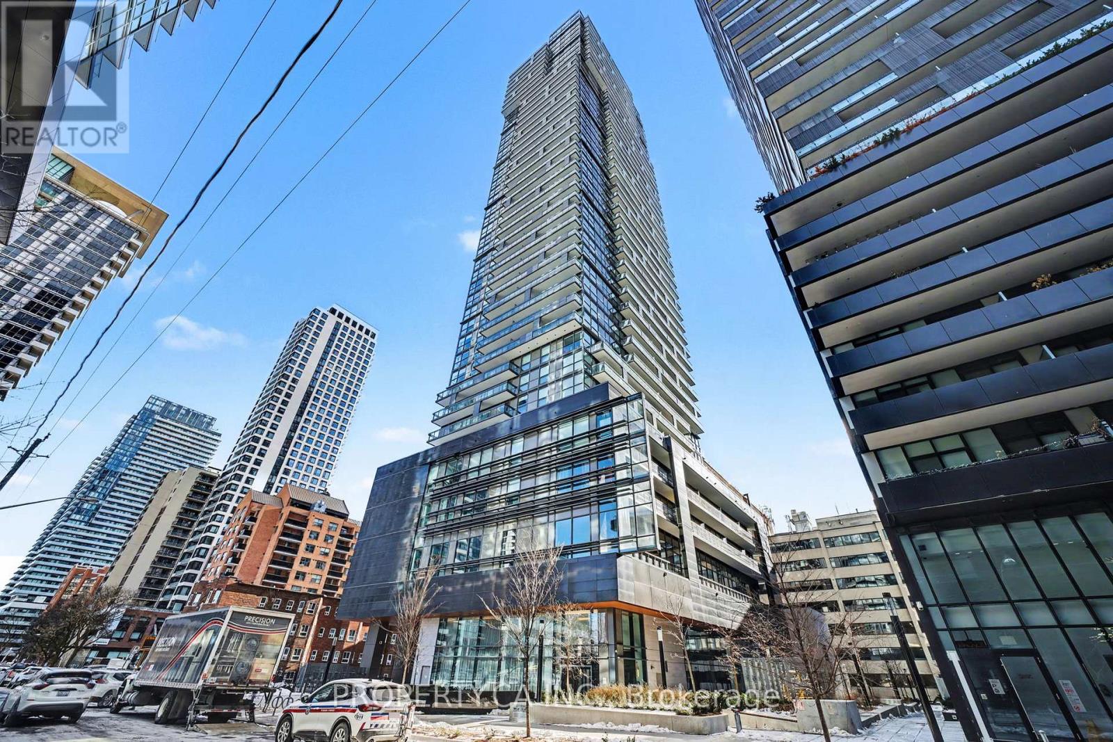 1206 - 39 Roehampton Avenue, Toronto, Ontario  M4P 0G1 - Photo 1 - C12661448