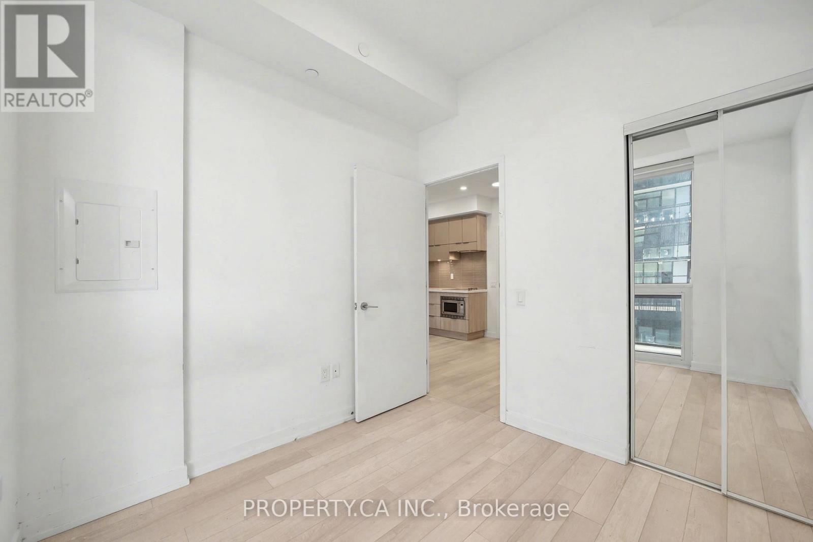 1206 - 39 Roehampton Avenue, Toronto, Ontario  M4P 0G1 - Photo 18 - C12661448