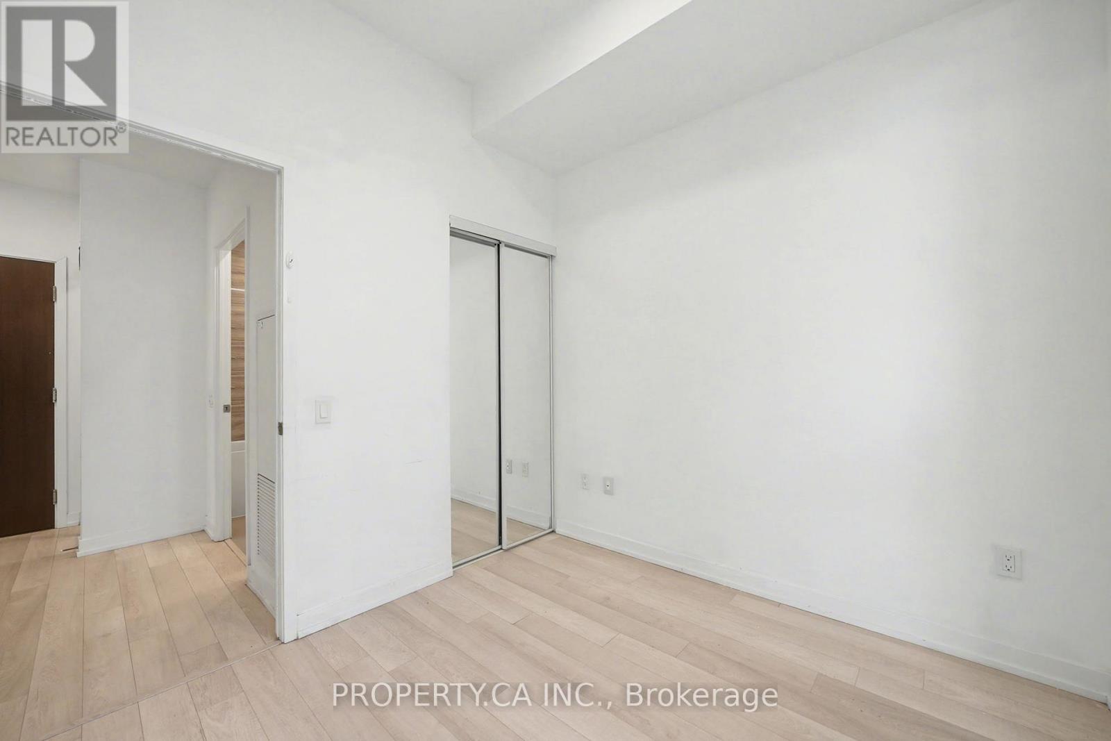 1206 - 39 Roehampton Avenue, Toronto, Ontario  M4P 0G1 - Photo 20 - C12661448