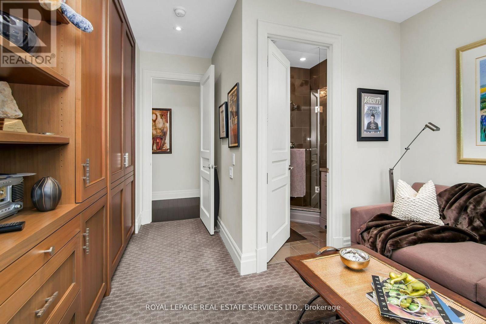 1701 - 155 St Clair Avenue W, Toronto, Ontario  M4V 0A1 - Photo 35 - C12661482