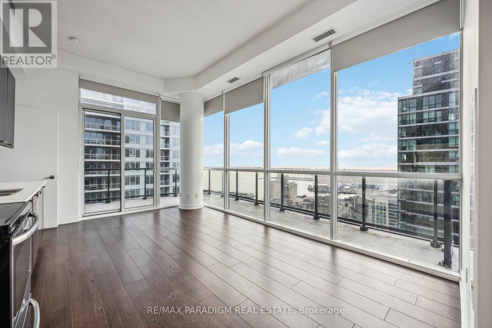 2810 - 20 Bruyeres Mews, Toronto, Ontario  M5V 0G8 - Photo 10 - C12661484