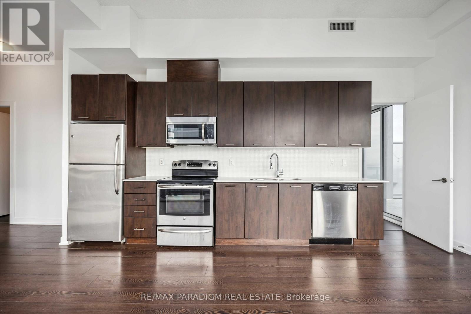 2810 - 20 Bruyeres Mews, Toronto, Ontario  M5V 0G8 - Photo 14 - C12661484