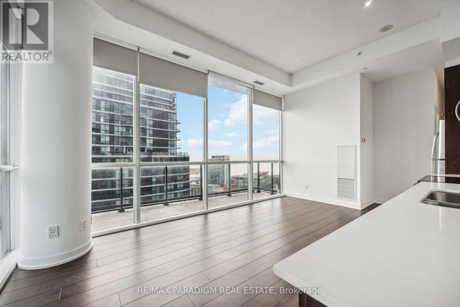 2810 - 20 Bruyeres Mews, Toronto, Ontario  M5V 0G8 - Photo 16 - C12661484