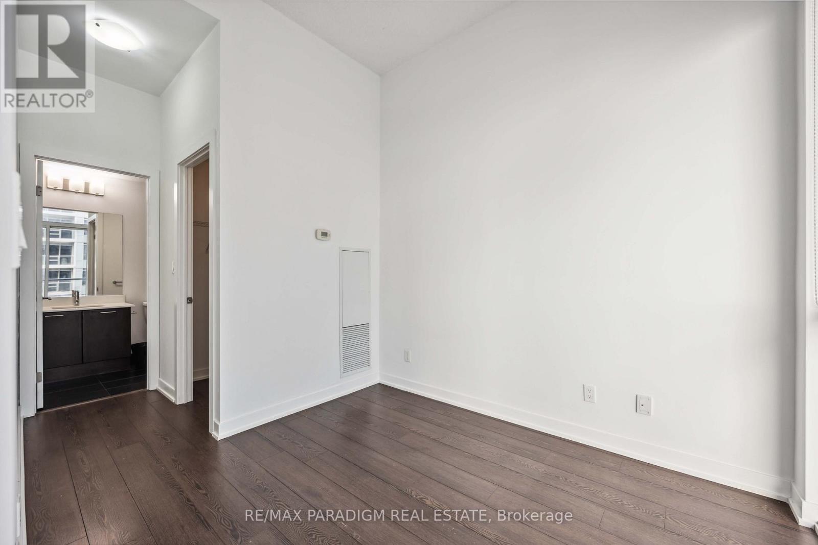 2810 - 20 Bruyeres Mews, Toronto, Ontario  M5V 0G8 - Photo 19 - C12661484