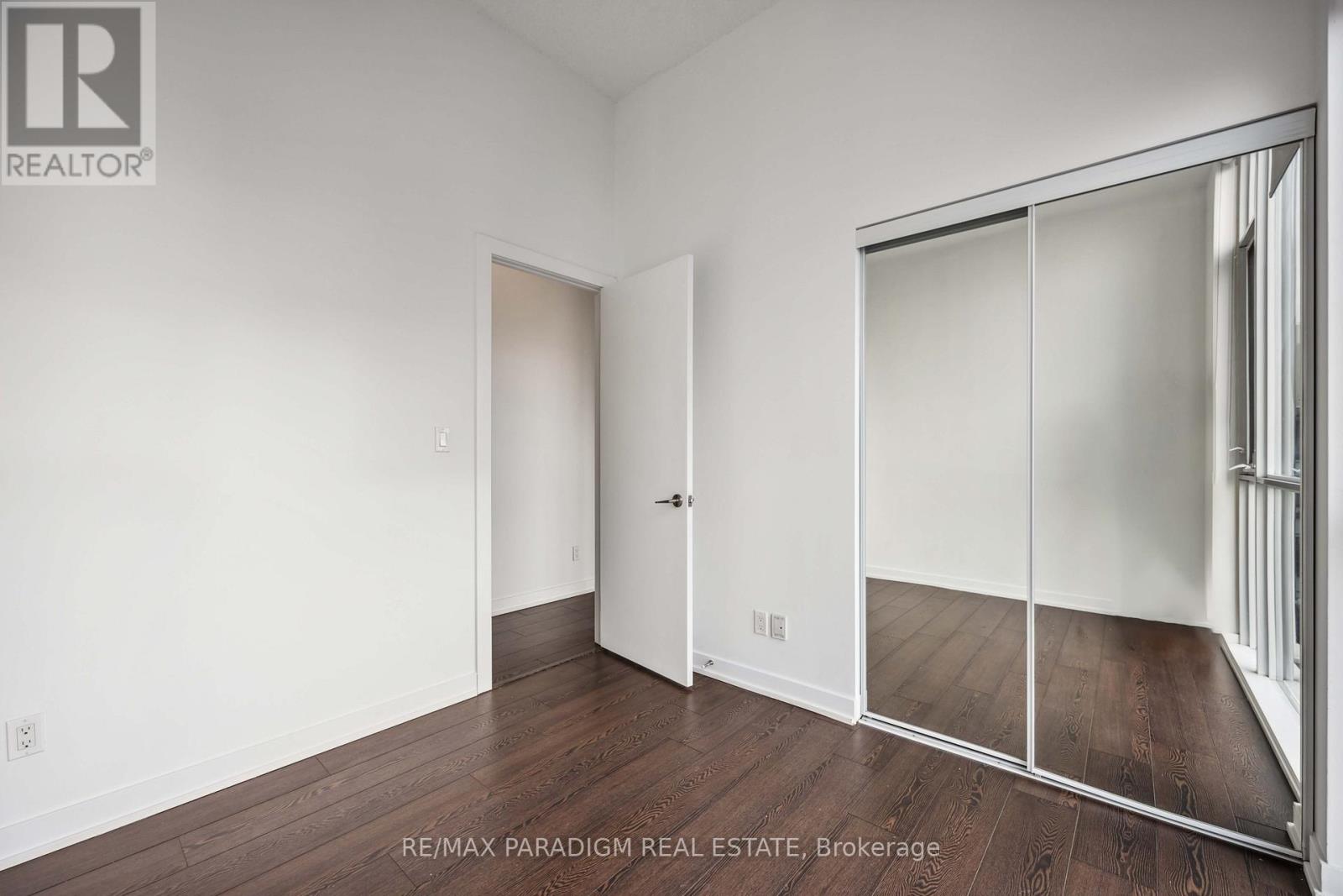 2810 - 20 Bruyeres Mews, Toronto, Ontario  M5V 0G8 - Photo 9 - C12661484