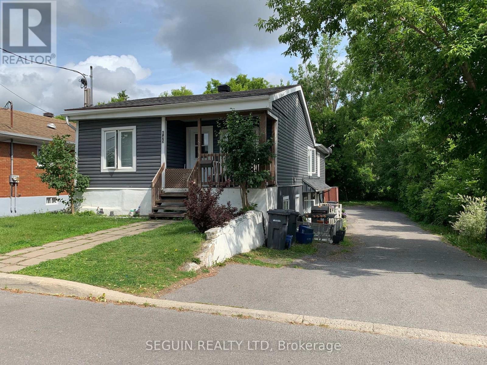 645-647a-647b Higginson Street, Hawkesbury, Ontario  K6A 1G9 - Photo 1 - X12661362