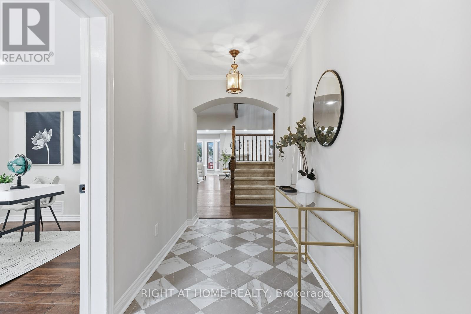 206 High Street, Whitby, Ontario  L1N 5H6 - Photo 3 - E12661296