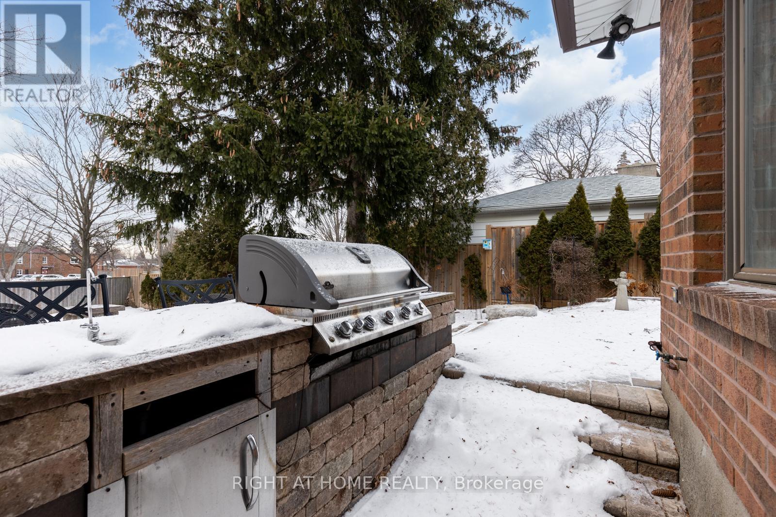 206 High Street, Whitby, Ontario  L1N 5H6 - Photo 32 - E12661296