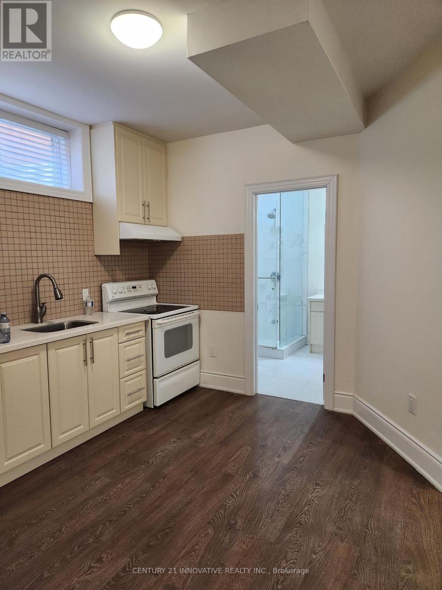 33 Scarborough Golf Club Road, Toronto, Ontario  M1M 3C6 - Photo 7 - E12661450