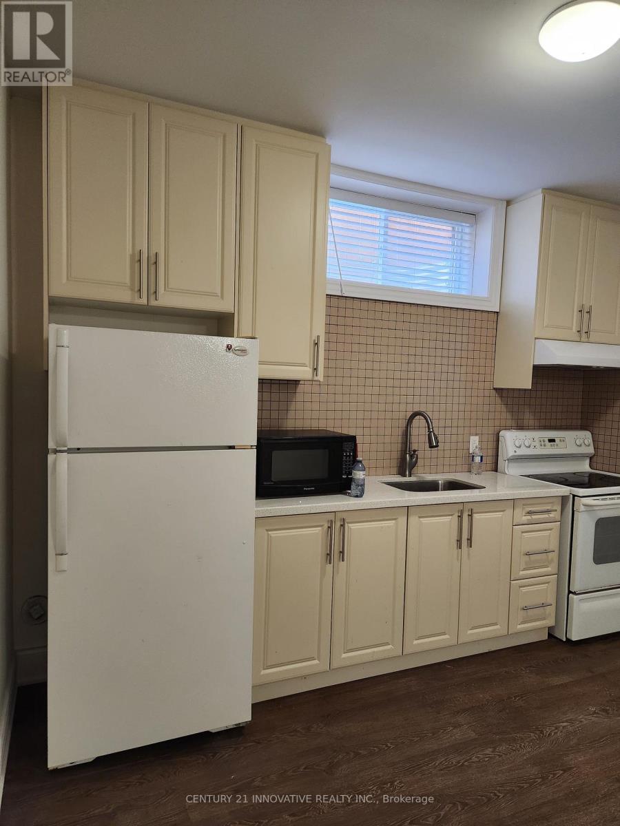 33 Scarborough Golf Club Road, Toronto, Ontario  M1M 3C6 - Photo 8 - E12661450