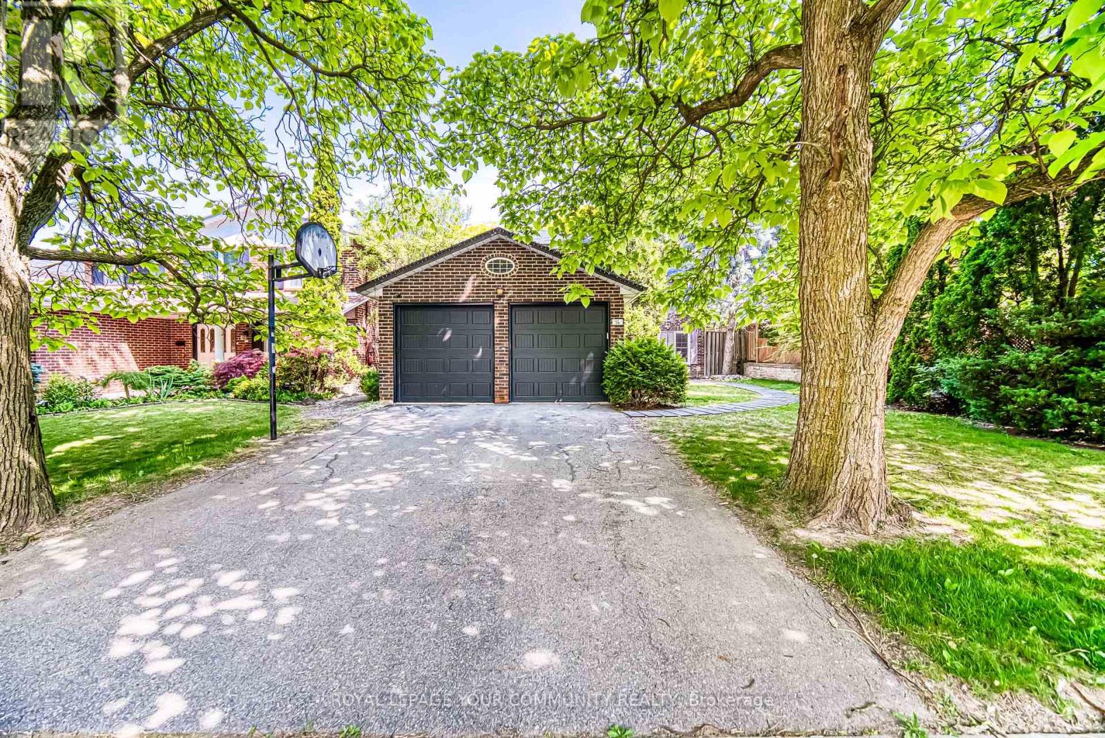 14 Julia Street, Markham, Ontario  L3T 4R9 - Photo 2 - N12661184