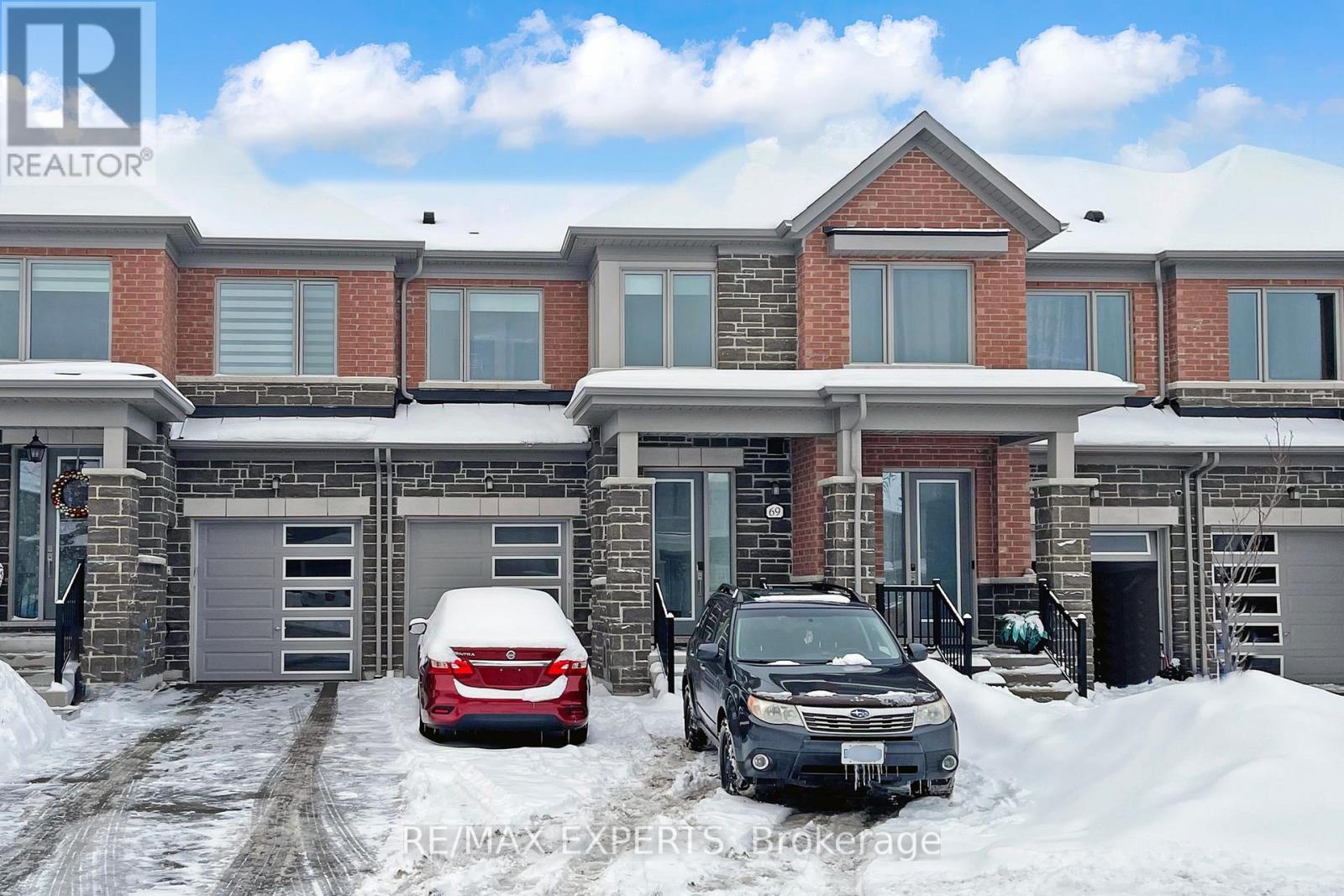 69 Seedling Crescent, Whitchurch-Stouffville, Ontario  L4A 4V5 - Photo 6 - N12661198