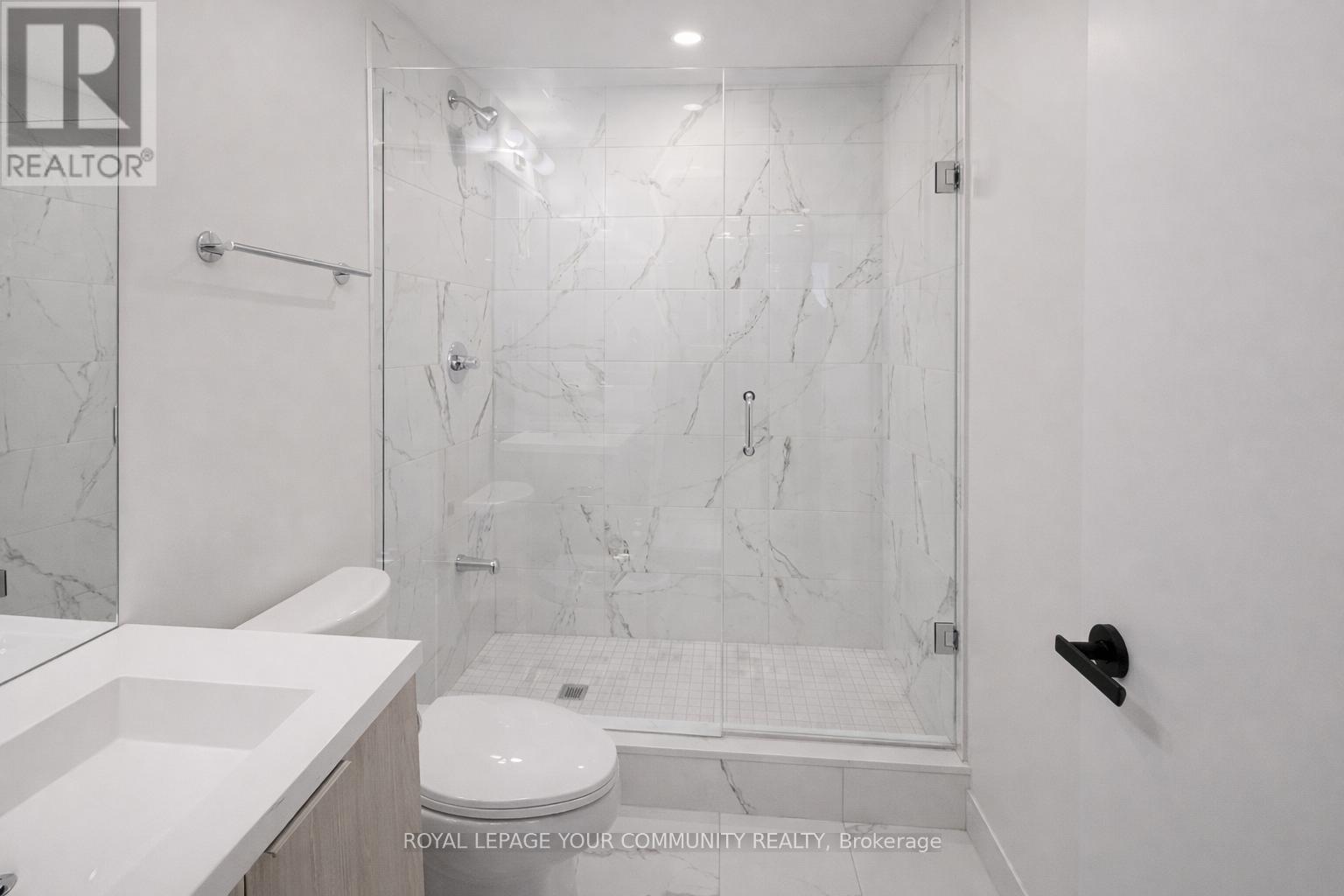 4812 - 8 Interchange Way S, Vaughan, Ontario  L4K 0R2 - Photo 10 - N12661230