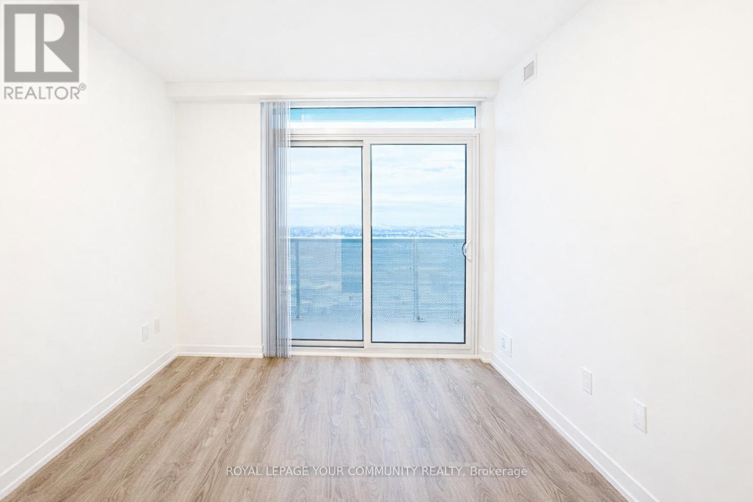 4812 - 8 Interchange Way S, Vaughan, Ontario  L4K 0R2 - Photo 12 - N12661230