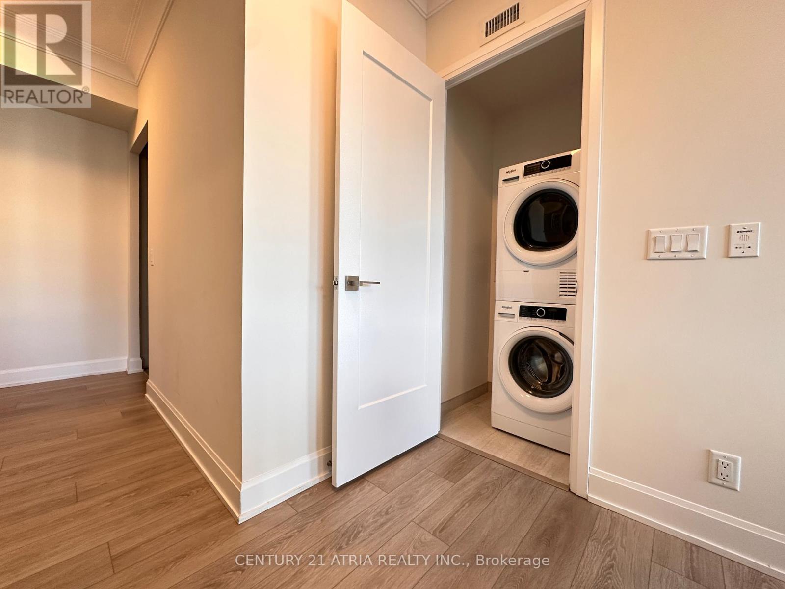 1008 - 18 Water Walk Drive, Markham, Ontario  L3R 6L5 - Photo 15 - N12661244