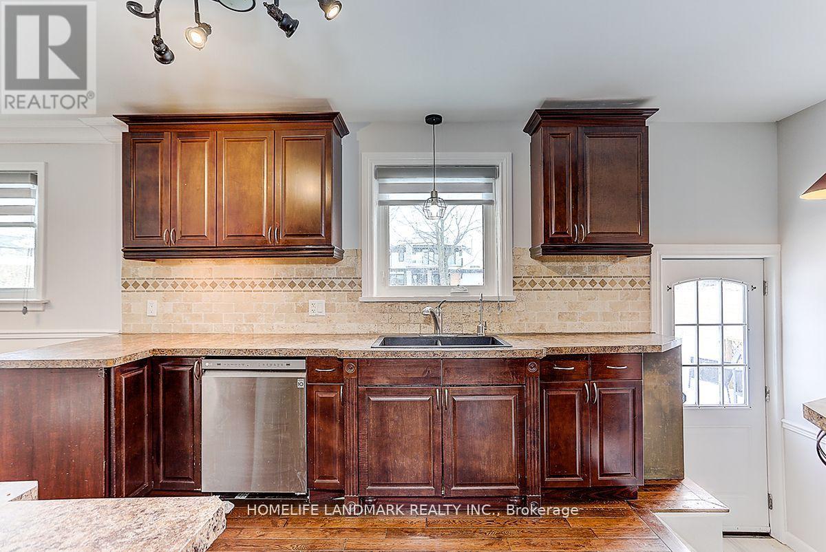 29 Windridge Drive, Markham, Ontario  L3P 1T7 - Photo 8 - N12661274