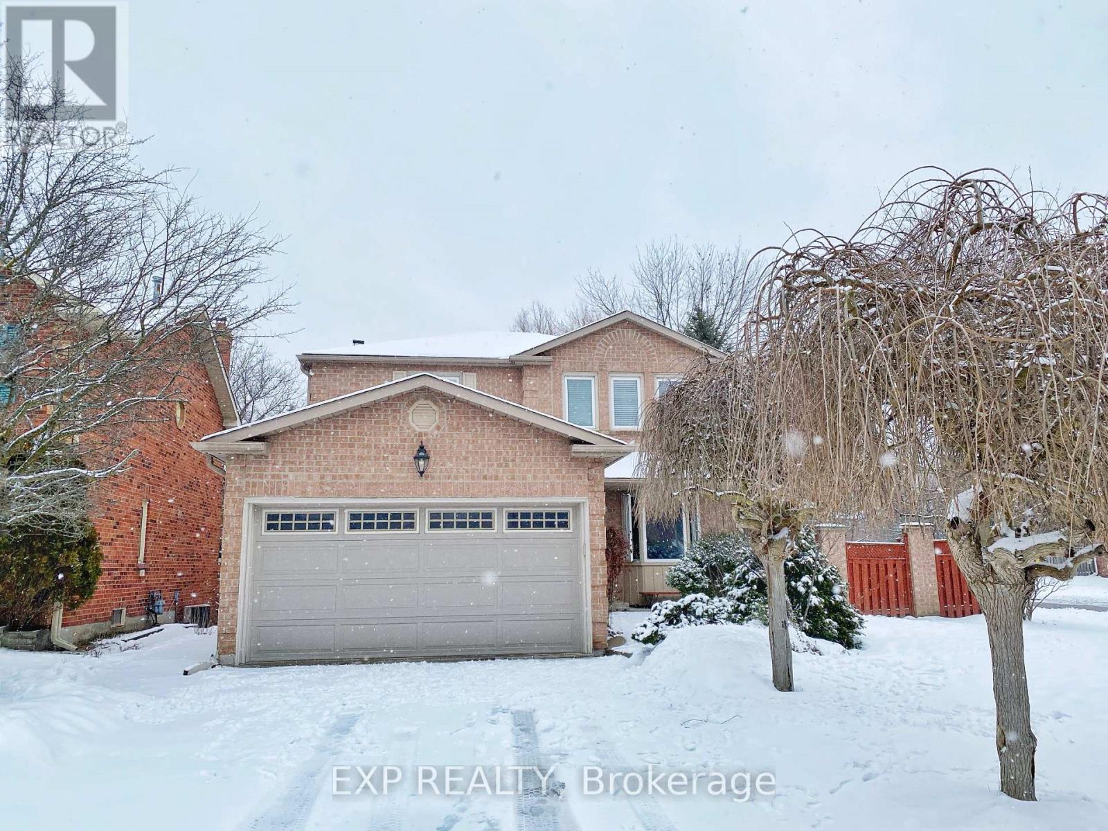 1 Teasdale Court, Aurora, Ontario  L4G 6C1 - Photo 1 - N12661314