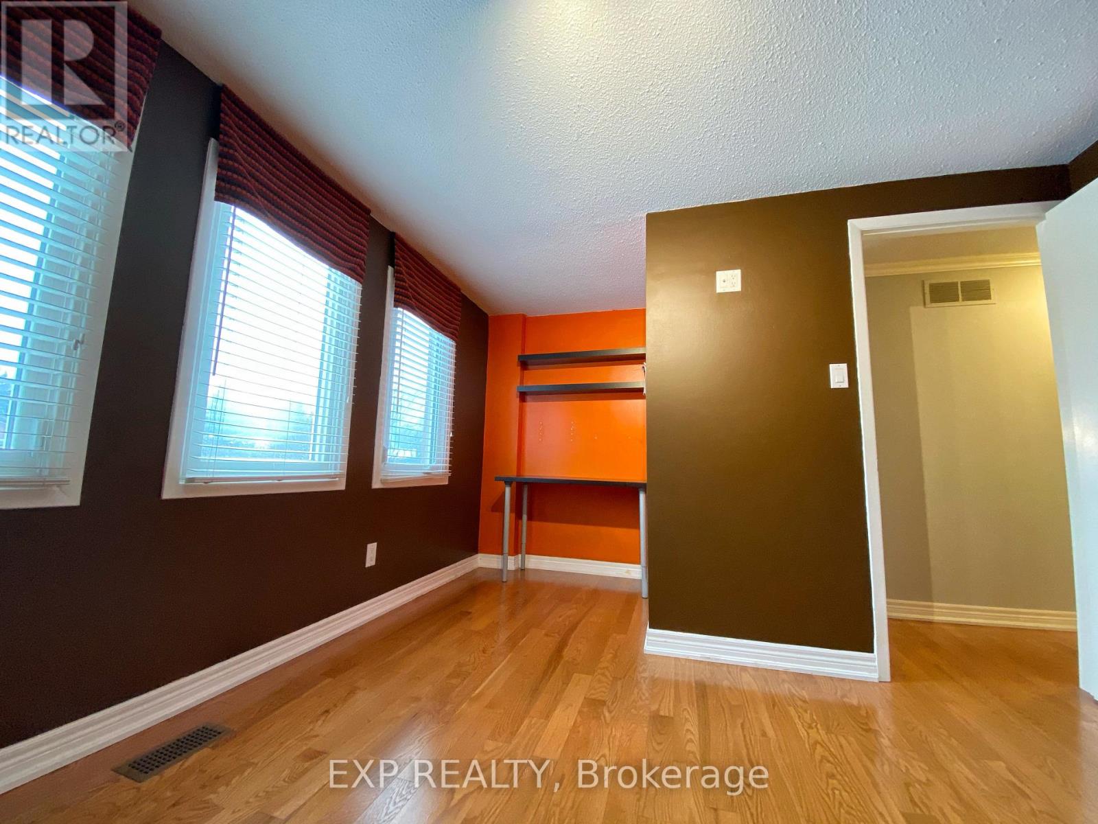 1 Teasdale Court, Aurora, Ontario  L4G 6C1 - Photo 22 - N12661314