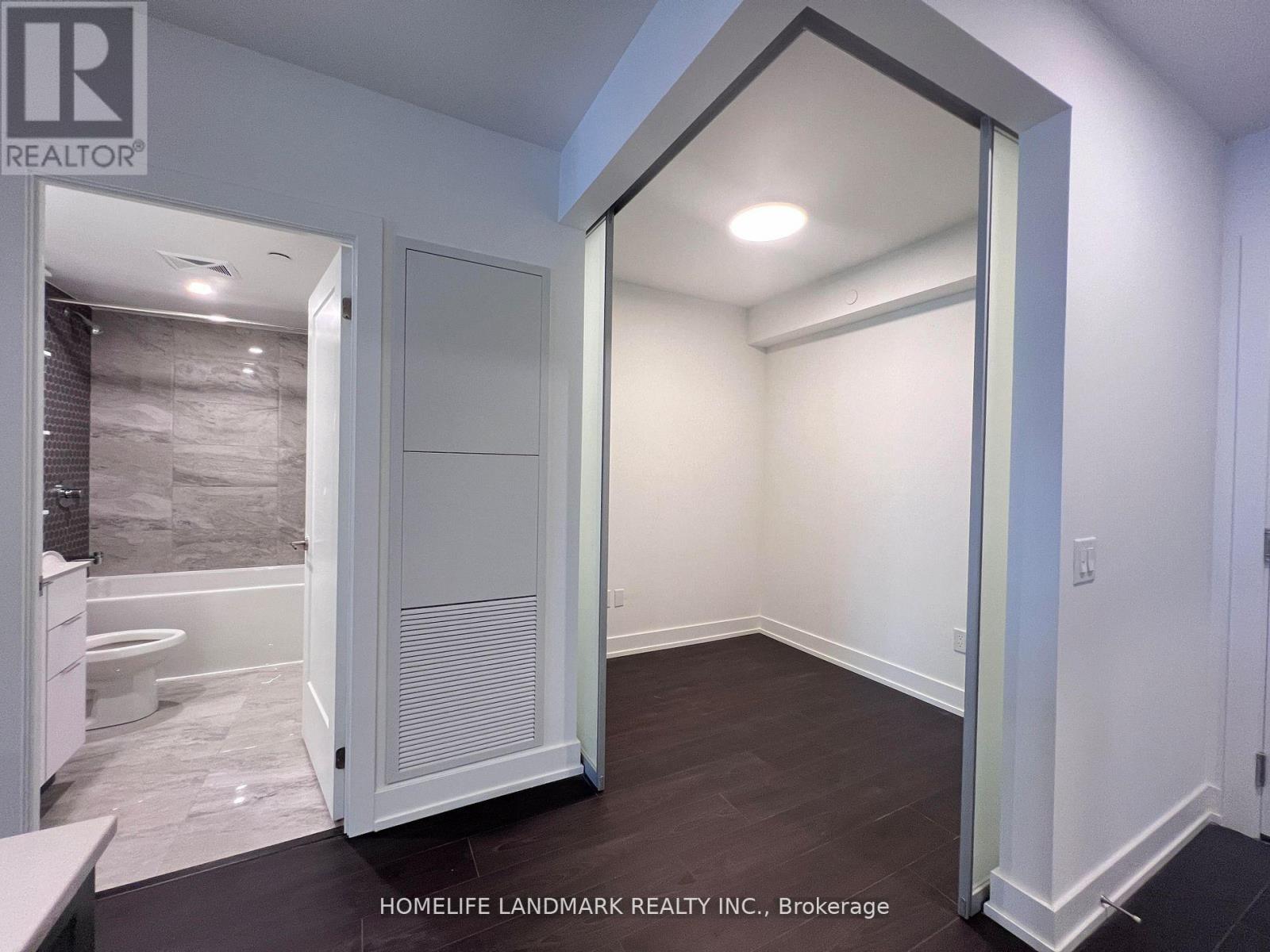 602 - 8 Cedarland Drive, Markham, Ontario  L6G 0H3 - Photo 5 - N12661326