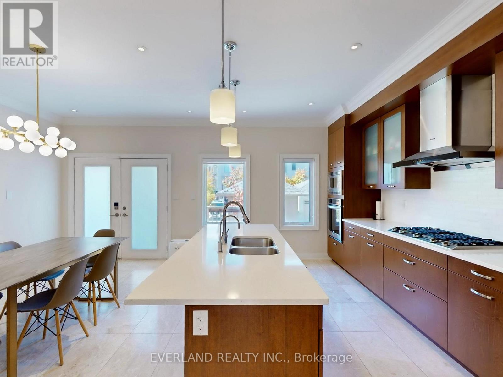 5 Point Pelee Lane, Richmond Hill, Ontario  L4S 0G4 - Photo 10 - N12661374