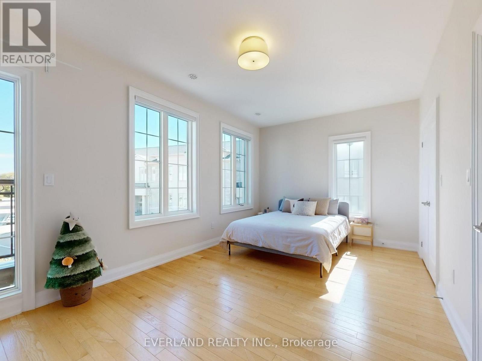 5 Point Pelee Lane, Richmond Hill, Ontario  L4S 0G4 - Photo 17 - N12661374