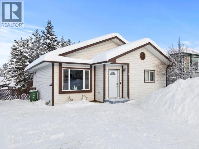 16 Topaz Crescent, Whitehorse, Yukon Y1A 6C3 - Photo 1 - 17018