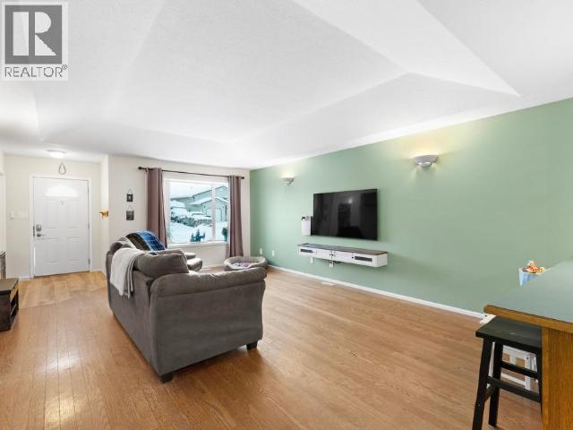 16 Topaz Crescent, Whitehorse, Yukon Y1A 6C3 - Photo 3 - 17018